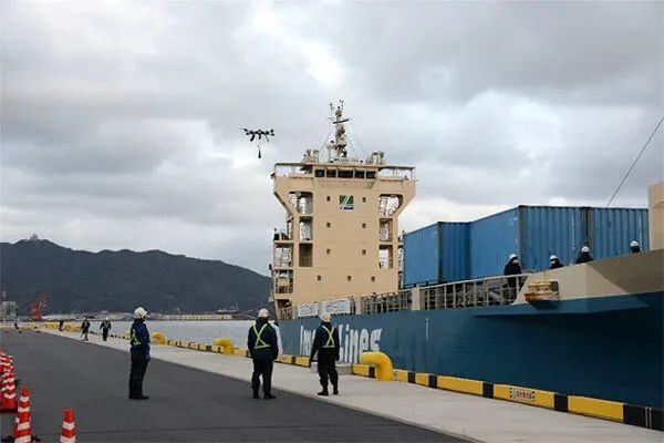 全球首次！商用“无人”集装箱船自主航行测试成功
