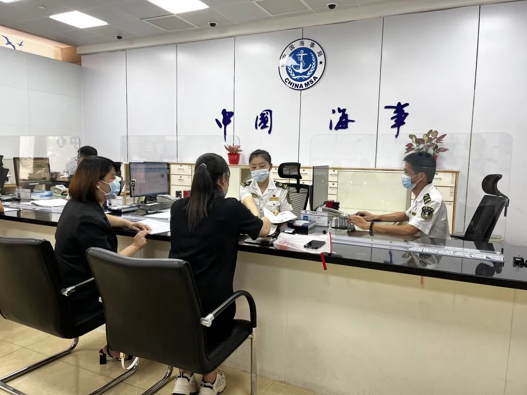 La Zona de Bahía Guangdong-Hong Kong-Macao puso a prueba el servicio de "transferir sin dejar de navegar" para la transferencia del registro de buques